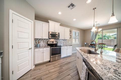 2831 E Quenton St, Mesa, AZ 85213 photo 3