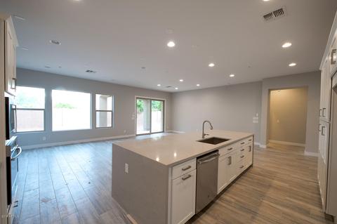 1692 S Henry Ln, Gilbert, AZ 85295 photo 8
