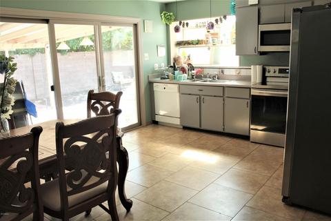3533 W Banff Ln, Phoenix, AZ 85053 photo 3