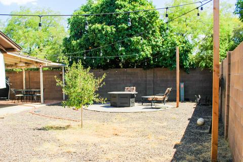 3533 W Banff Ln, Phoenix, AZ 85053 photo 6