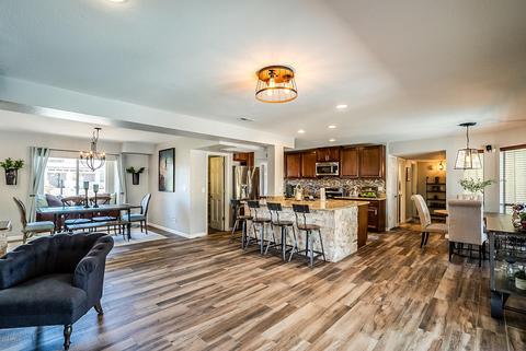 902 E Beck Ln, Phoenix, AZ 85022 photo 32