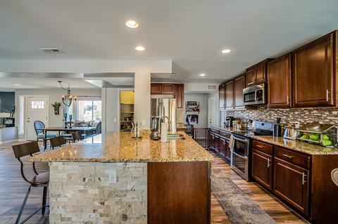 902 E Beck Ln, Phoenix, AZ 85022 photo 40