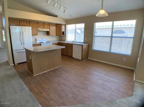 1737 E Morgan Ct, Gilbert, AZ 85295 photo 4