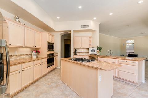 6932 E Sugarloaf Cir, Mesa, AZ 85207 photo 16