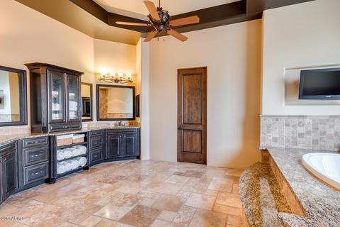 8335 E Knoll Cir, Mesa, AZ 85207 photo 16