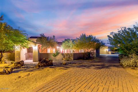 8335 E Knoll Cir, Mesa, AZ 85207 photo 1