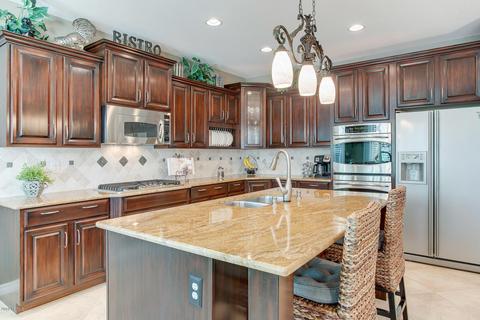 2459 E Carob Dr, Gilbert, AZ 85298 photo 9