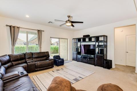 2939 E Shannon St, Gilbert, AZ 85295 photo 4