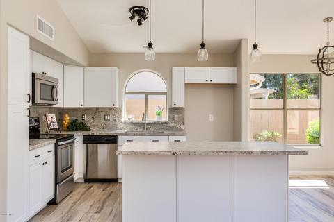 2263 E Willow Wick Rd, Gilbert, AZ 85296 photo 10
