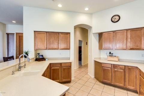 2224 E Constance Way, Phoenix, AZ 85042 photo 7