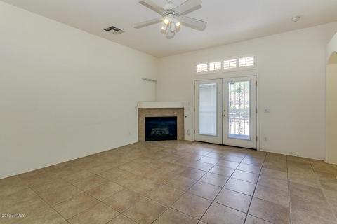 513 E Lydia Ln, Phoenix, AZ 85042 photo 5