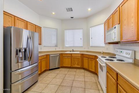 513 E Lydia Ln, Phoenix, AZ 85042 photo 13