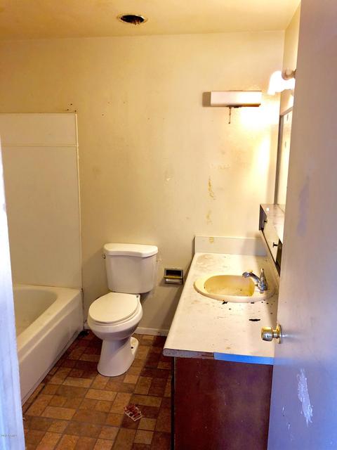 3634 W Oregon Ave, Phoenix, AZ 85019 photo 12