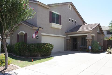 1049 E Iris Dr, Chandler, AZ 85286 photo 1