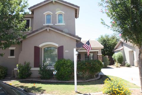 1049 E Iris Dr, Chandler, AZ 85286 photo 2