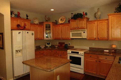 1049 E Iris Dr, Chandler, AZ 85286 photo 6