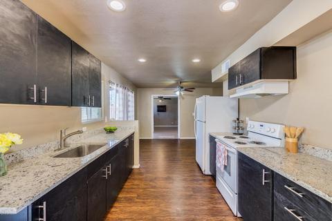4802 N 79th Ave, Phoenix, AZ 85033 photo 6