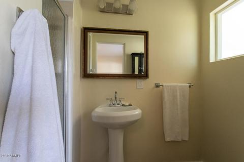 241 E Medlock Dr, Phoenix, AZ 85012 photo 14
