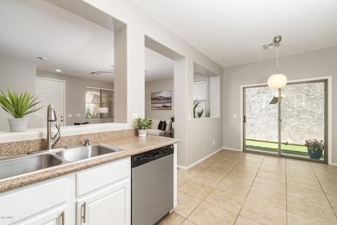 124 E Catclaw St, Gilbert, AZ 85296 photo 7