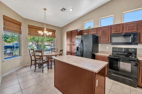 4255 E Cassia Ln, Gilbert, AZ 85298 photo 9