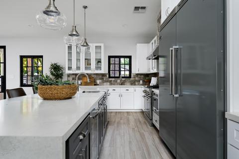 4039 E Cheery Lynn Rd, Phoenix, AZ 85018 photo 11