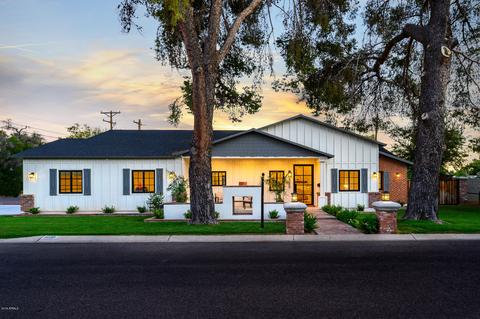 4039 E Cheery Lynn Rd, Phoenix, AZ 85018 photo 2