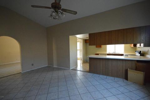 18281 N 39th Dr, Glendale, AZ 85308 photo 4