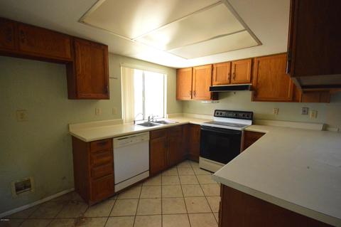 18281 N 39th Dr, Glendale, AZ 85308 photo 5