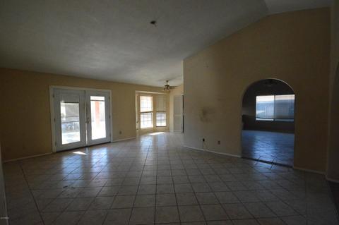 18281 N 39th Dr, Glendale, AZ 85308 photo 2