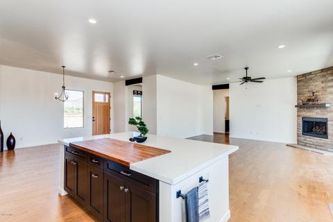 1045 E Joy Ranch Rd, Phoenix, AZ 85086 photo 16