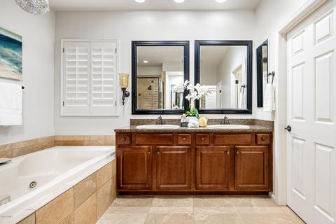 3818 E Herrera Dr, Phoenix, AZ 85050 photo 19
