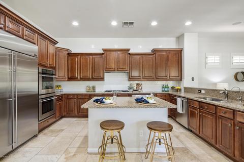3818 E Herrera Dr, Phoenix, AZ 85050 photo 3
