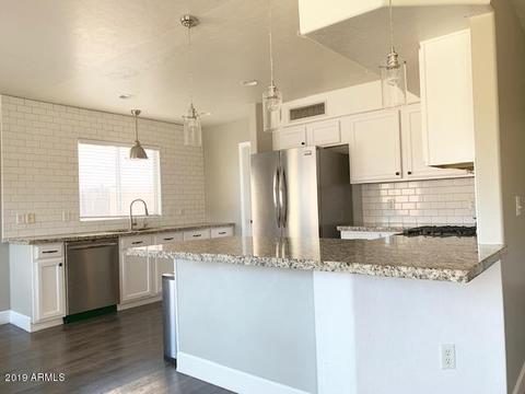 3965 E Wateka Ct, Gilbert, AZ 85297 photo 4