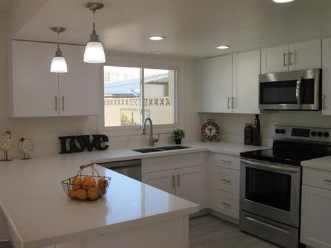 16 Ellis Dr, Tempe, AZ 85282 photo 4