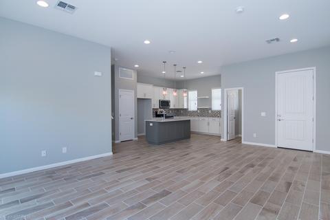 734 E Calavar Rd, Phoenix, AZ 85022 photo 2