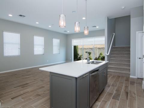 734 E Calavar Rd, Phoenix, AZ 85022 photo 4