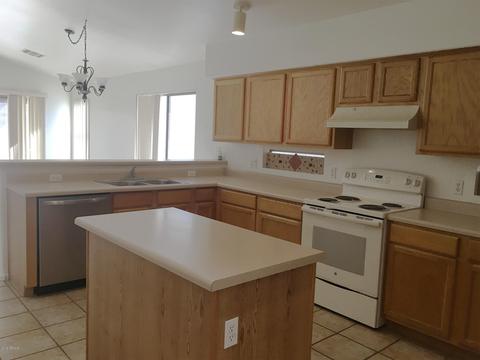 3168 E Millbrae Ln, Gilbert, AZ 85234 photo 5