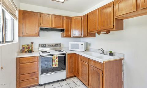 3924 E Meadowbrook Ave, Phoenix, AZ 85018 photo 7