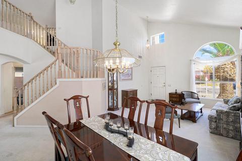 3213 E Rosemonte Dr, Phoenix, AZ 85050 photo 3