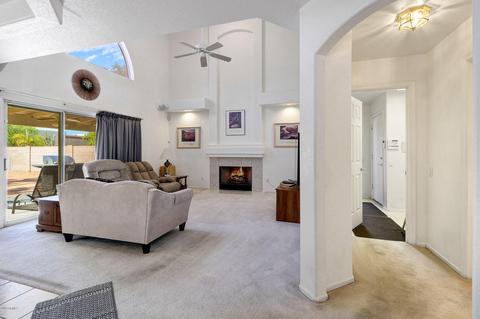 3213 E Rosemonte Dr, Phoenix, AZ 85050 photo 4