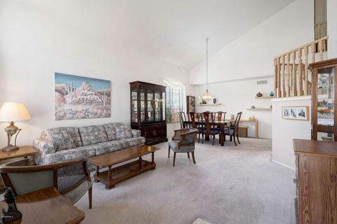 3213 E Rosemonte Dr, Phoenix, AZ 85050 photo 2