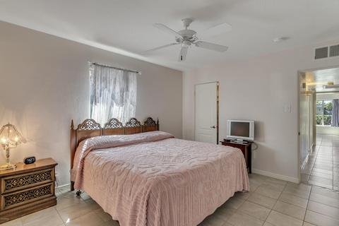236 E Orange Dr, Phoenix, AZ 85012 photo 23