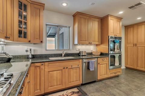 236 E Orange Dr, Phoenix, AZ 85012 photo 16