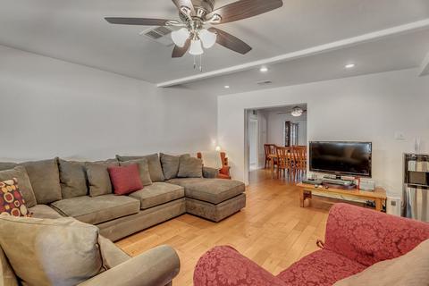 236 E Orange Dr, Phoenix, AZ 85012 photo 10