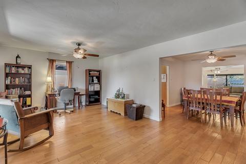 236 E Orange Dr, Phoenix, AZ 85012 photo 2