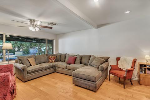 236 E Orange Dr, Phoenix, AZ 85012 photo 8