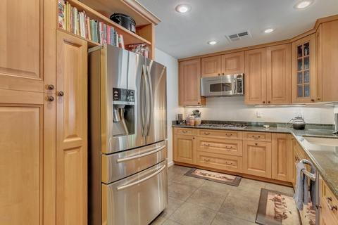 236 E Orange Dr, Phoenix, AZ 85012 photo 12