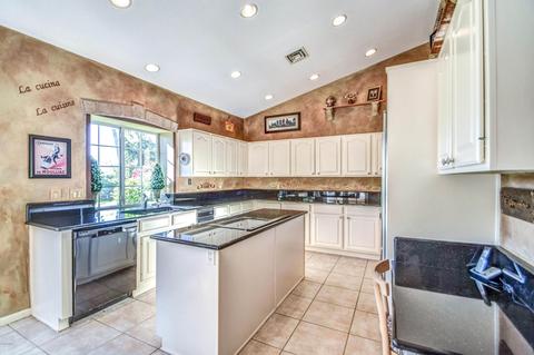 1721 E Mountain Sky Ave, Phoenix, AZ 85048 photo 4