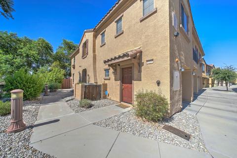 2910 E Dunbar Dr, Phoenix, AZ 85042 photo 2