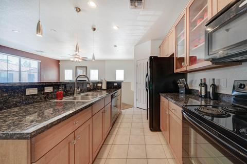 2910 E Dunbar Dr, Phoenix, AZ 85042 photo 8